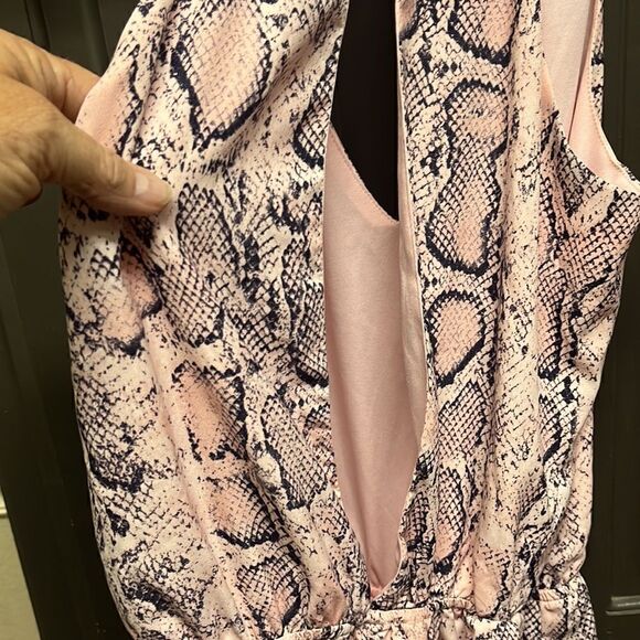 Blue blush romper  - Picture 5 of 6